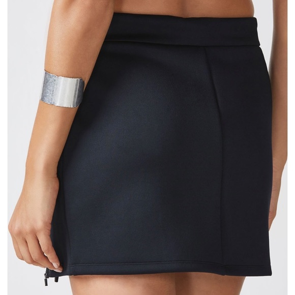 Fabletics Cornado Skirt - Picture 2 of 8